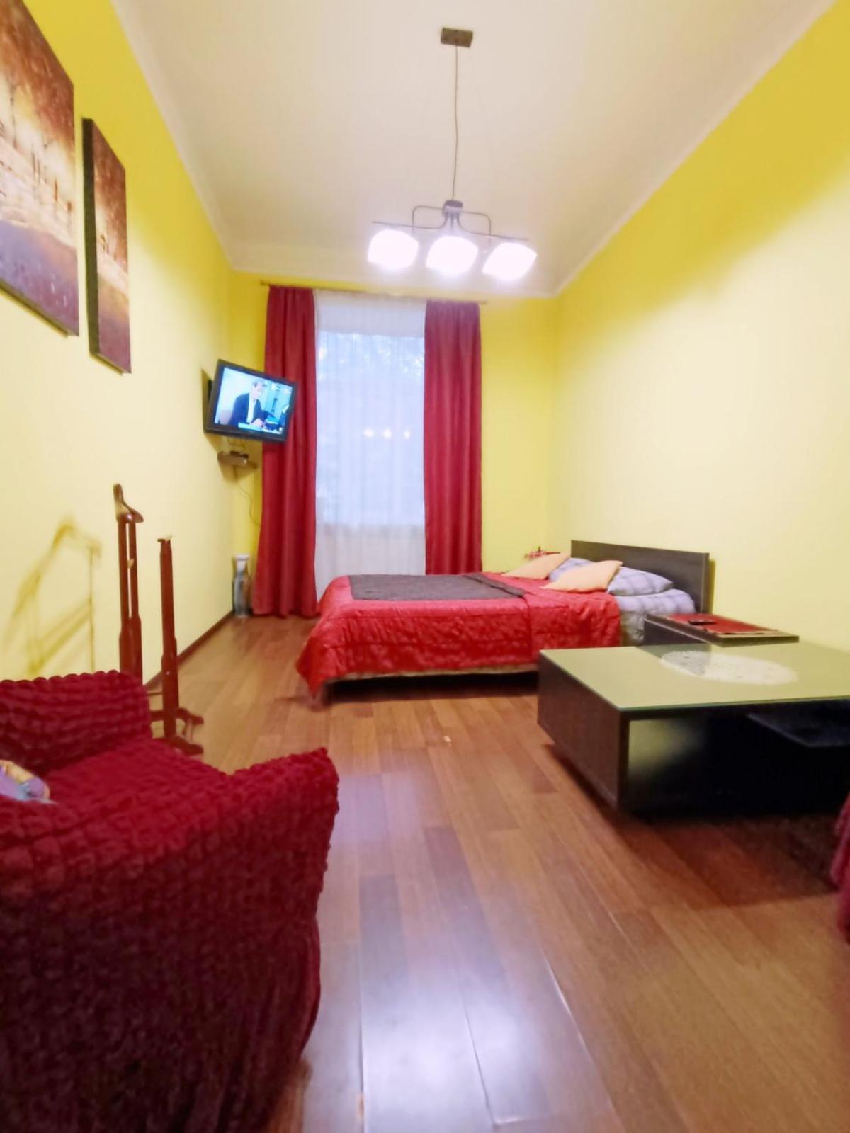 Apartment Anna Lviv Dış mekan fotoğraf